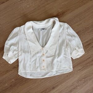 Sunday Best (Aritzia) Cropped Puff-Sleeve Button-Up Top
